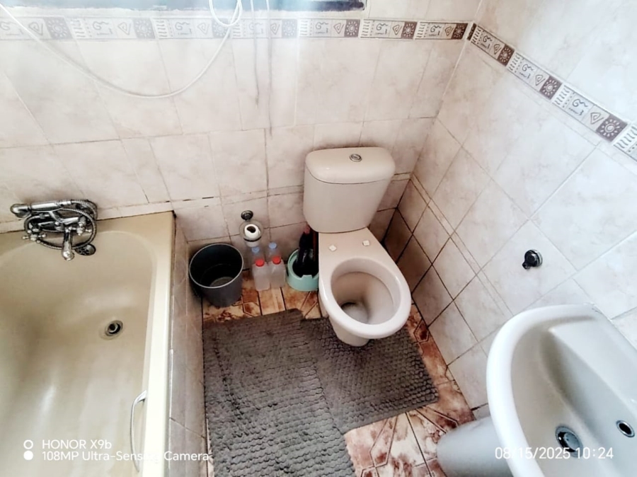 2 Bedroom Property for Sale in Mdantsane Nu 16 Eastern Cape